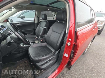 2019 Volkswagen Tiguan SE - miniatura 6