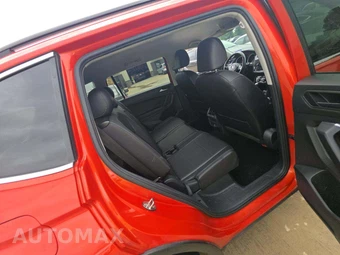 2019 Volkswagen Tiguan SE – miniatura 16