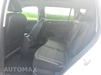 2019 Volkswagen Tiguan SE – miniatura 10