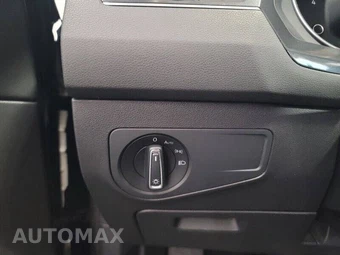 2019 Volkswagen Tiguan SE - miniatura 10