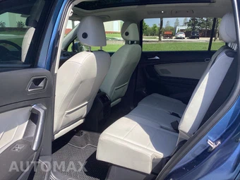 2019 Volkswagen Tiguan SE - miniatura 10