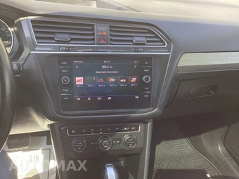2019 Volkswagen Tiguan SE - miniatura 17