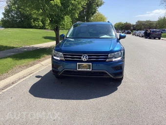 2019 Volkswagen Tiguan SE - miniatura 2
