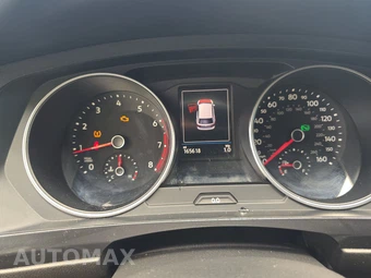 2019 Volkswagen Tiguan SE – miniatura 12