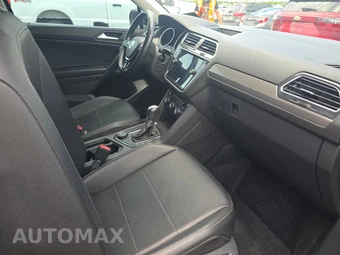 2019 Volkswagen Tiguan SE – miniatura 8