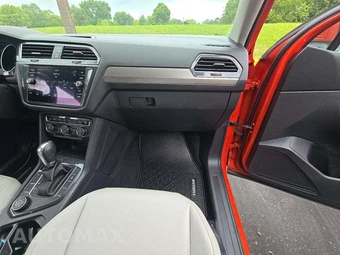 2019 Volkswagen Tiguan SE - miniatura 19