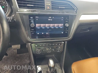2019 Volkswagen Tiguan SE - miniatura 11