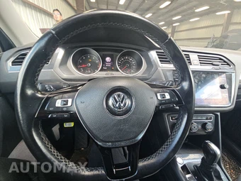 2019 Volkswagen Tiguan SE - miniatura 10