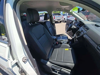 2019 Volkswagen Tiguan SE - miniatura 18