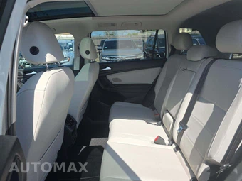 2019 Volkswagen Tiguan SE - miniatura 13