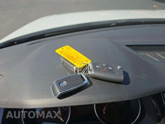 2019 Volkswagen Tiguan SE - miniatura 8