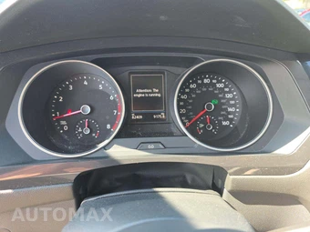 2019 Volkswagen Tiguan SE - miniatura 9