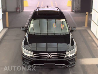 2019 Volkswagen Tiguan SE - miniatura 2