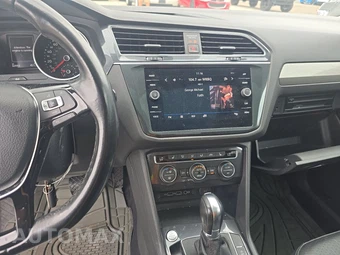 2019 Volkswagen Tiguan SE - miniatura 11