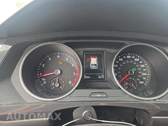 2019 Volkswagen Tiguan SE - miniatura 12