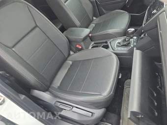 2019 Volkswagen Tiguan SE - miniatura 8