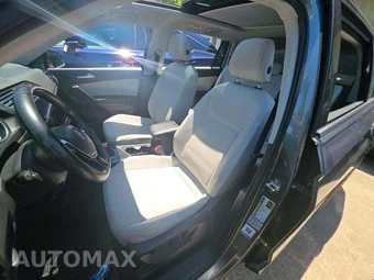 2019 Volkswagen Tiguan SE – miniatura 6