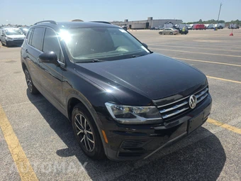 2019 Volkswagen Tiguan SE - miniatura 3