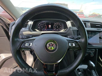 2019 Volkswagen Tiguan SEL - miniatura 10