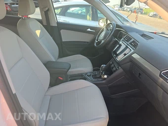 2019 Volkswagen Tiguan SEL - miniatura 8