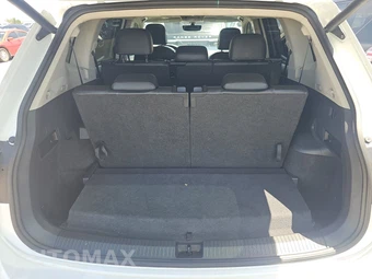 2019 Volkswagen Tiguan SEL - miniatura 17