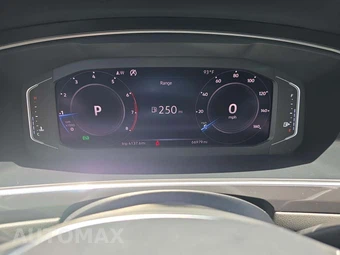 2019 Volkswagen Tiguan SEL - miniatura 9