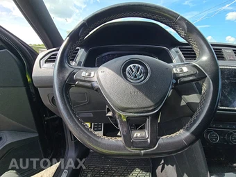 2019 Volkswagen Tiguan SEL Jet Black R-Line - miniatura 10