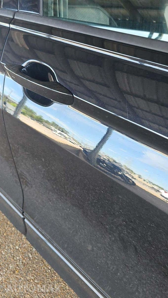 2019 Volkswagen Tiguan SEL Jet Black R-Line - miniatura 25