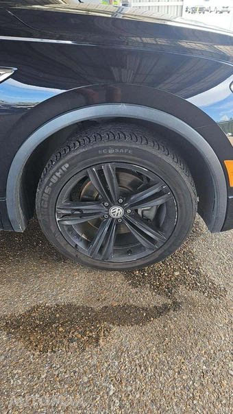 2019 Volkswagen Tiguan SEL Jet Black R-Line - miniatura 28