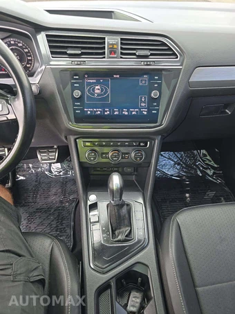 2019 Volkswagen Tiguan SEL R-Line - miniatura 10