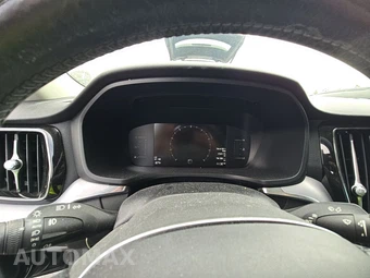 2019 Volvo S60 T5 Momentum - miniatura 12
