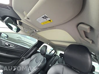 2019 Volvo S60 T5 Momentum - miniatura 20