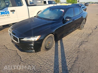2019 Volvo S60 T5 R-Design