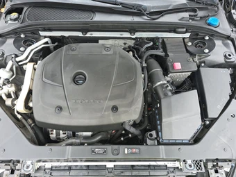 2019 Volvo S60 T5 R-Design – miniatura 15