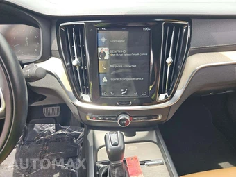2019 Volvo S60 T6 Inscription - miniatura 10
