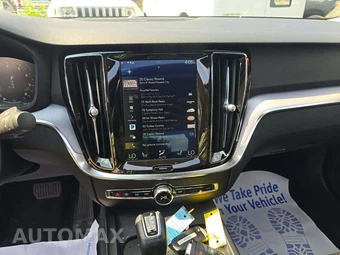 2019 Volvo S60 T6 Momentum - miniatura 10