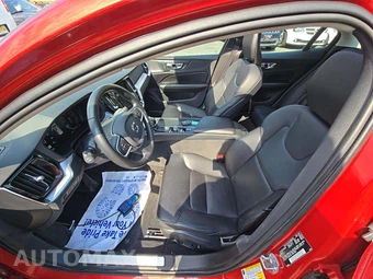2019 Volvo S60 T6 Momentum - miniatura 6