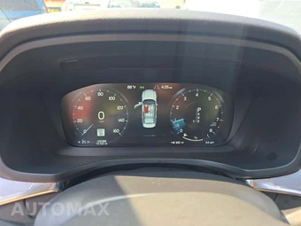 2019 Volvo S60 T6 Momentum - miniatura 9