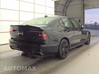 2019 Volvo S60 T6 R-Design – miniatura 4