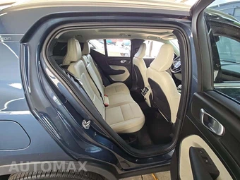 2019 Volvo XC40 T4 Inscription - miniatura 13