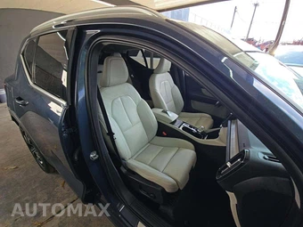 2019 Volvo XC40 T4 Inscription - miniatura 15