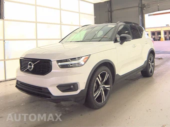 2019 Volvo XC40 T4 R-Design