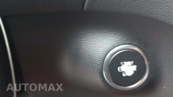 2019 Volvo XC40 T4 R-Design – miniatura 22