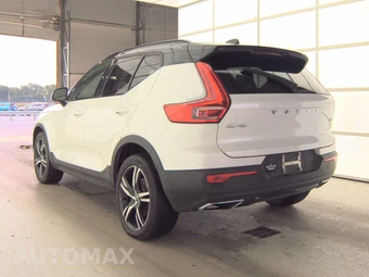 2019 Volvo XC40 T4 R-Design – miniatura 6