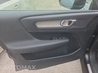 2019 Volvo XC40 T5 Inscription - miniatura 13