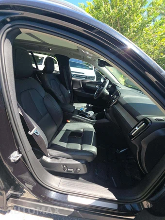 2019 Volvo XC40 T5 Inscription - miniatura 18