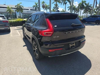 2019 Volvo XC40 T5 Inscription - miniatura 2