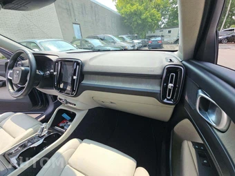 2019 Volvo XC40 T5 Inscription - miniatura 19
