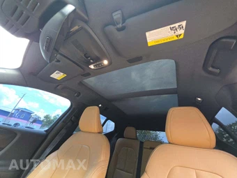 2019 Volvo XC40 T5 Momentum – miniatura 11