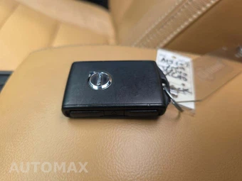 2019 Volvo XC40 T5 Momentum – miniatura 8